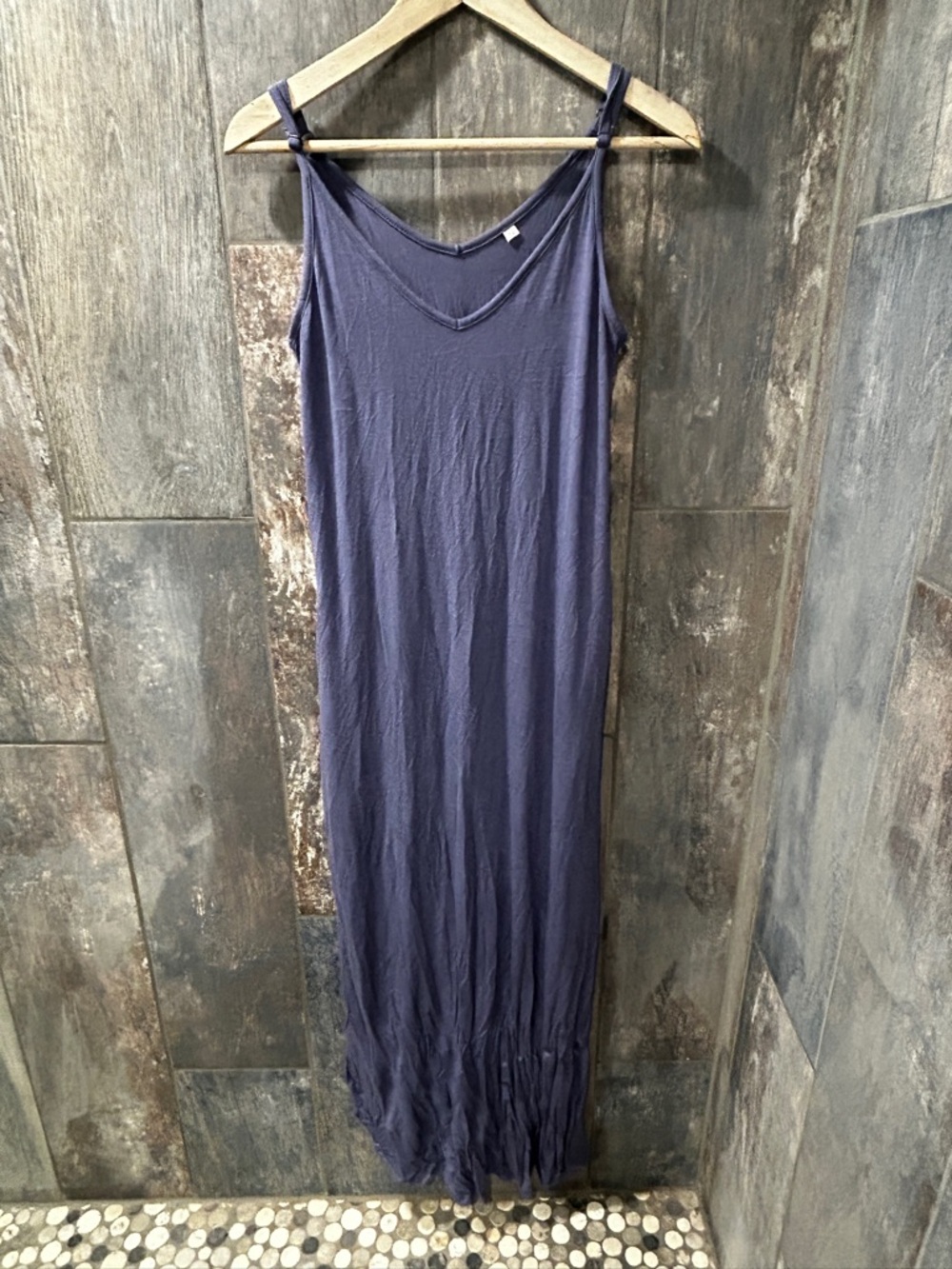 Sleeveless V-Neck Maxi Dress in Purple with Side Slit - Picture 6 of 10